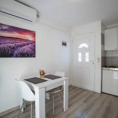 Apartments Pavic Vir Exterior photo