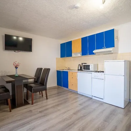Apartments Pavic Vir Exterior photo