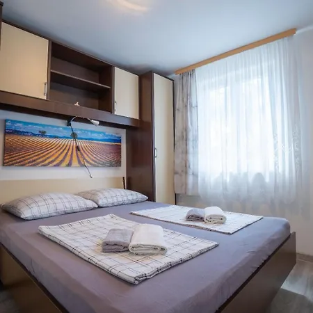 Apartments Pavic Vir Exterior photo