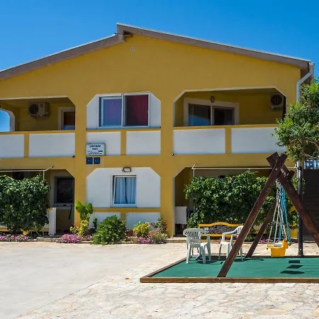 Apartments Pavic Vir Exterior photo