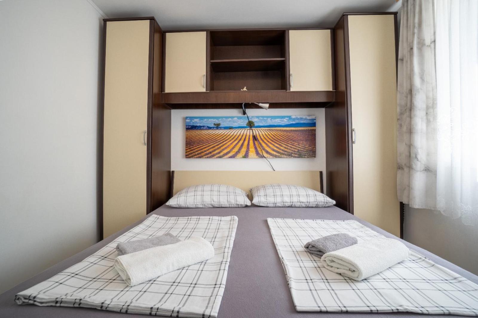 Pavic Apartment *